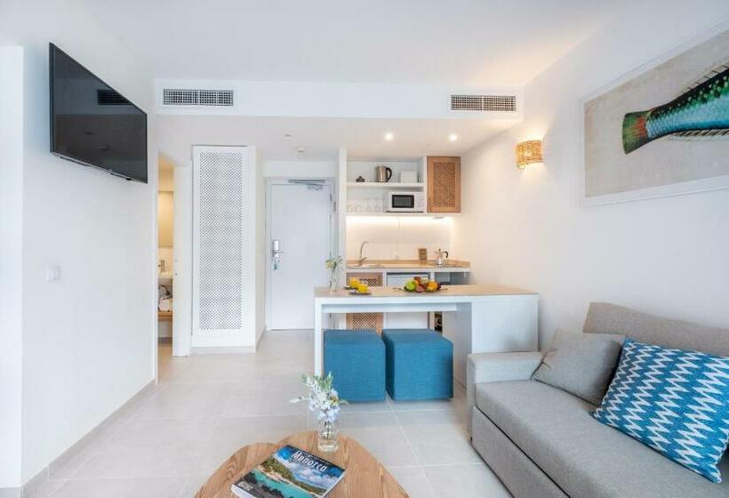 דירת חדר יוקרתית, Fergus Style Carema Beach