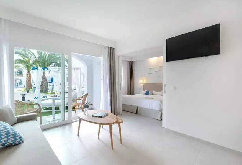 آپارتمان پرستیژ 1 خوابه, Fergus Style Carema Beach