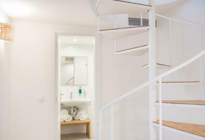 דירת דופלקס בת חדר שינה 1, Fergus Style Carema Beach