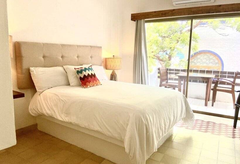 带阳台的豪华间, Amaca Puerto Vallarta  Adults Only
