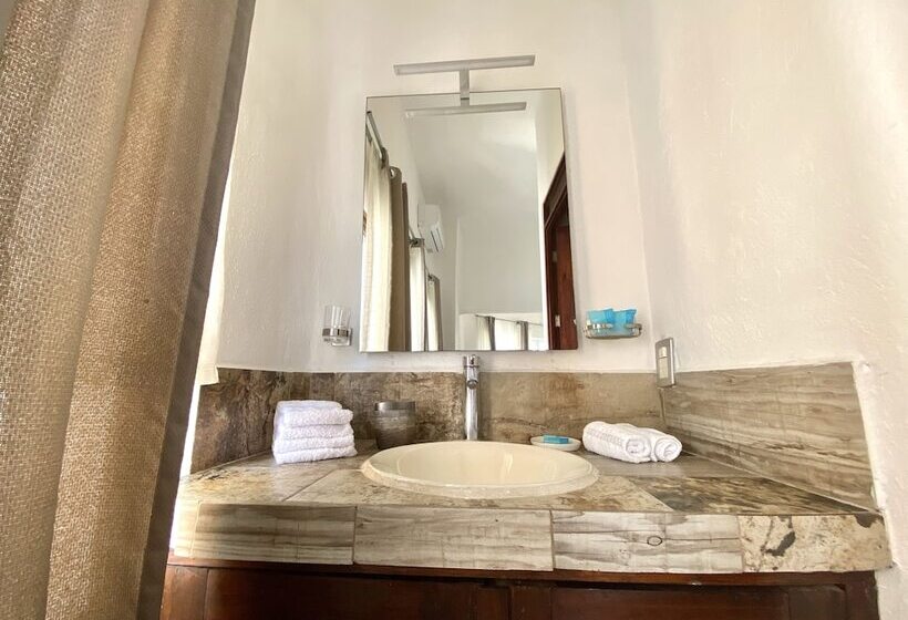 带两个卧室的顶楼公寓, Amaca Puerto Vallarta  Adults Only