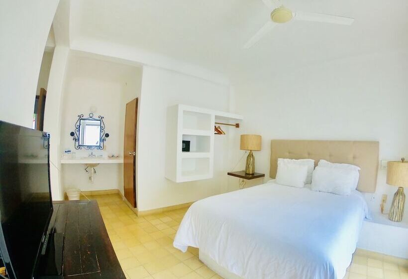 带阳台的豪华间, Amaca Puerto Vallarta  Adults Only