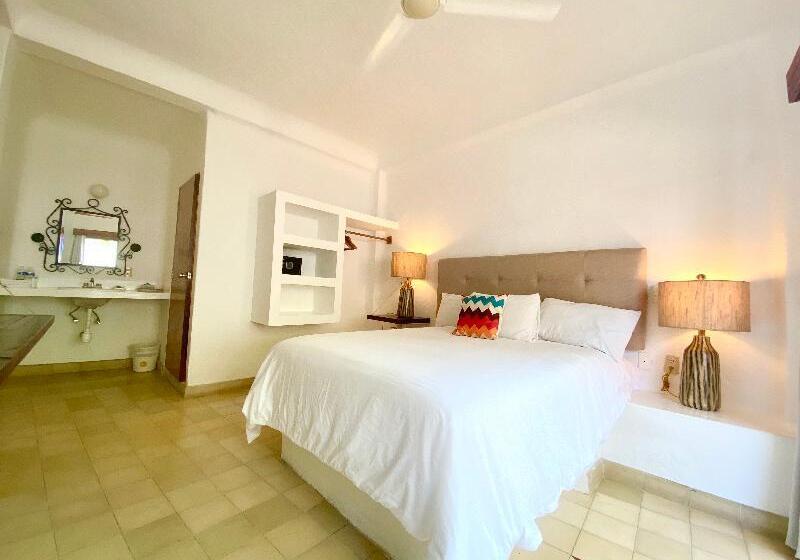 带阳台的豪华间, Amaca Puerto Vallarta  Adults Only