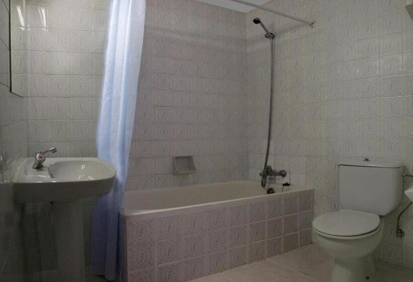 חדר סטנדרט יחיד, Clipper Affiliated By Fergus Youth Recommended