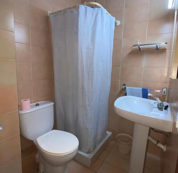 חדר סטנדרט יחיד, Clipper Affiliated By Fergus Youth Recommended