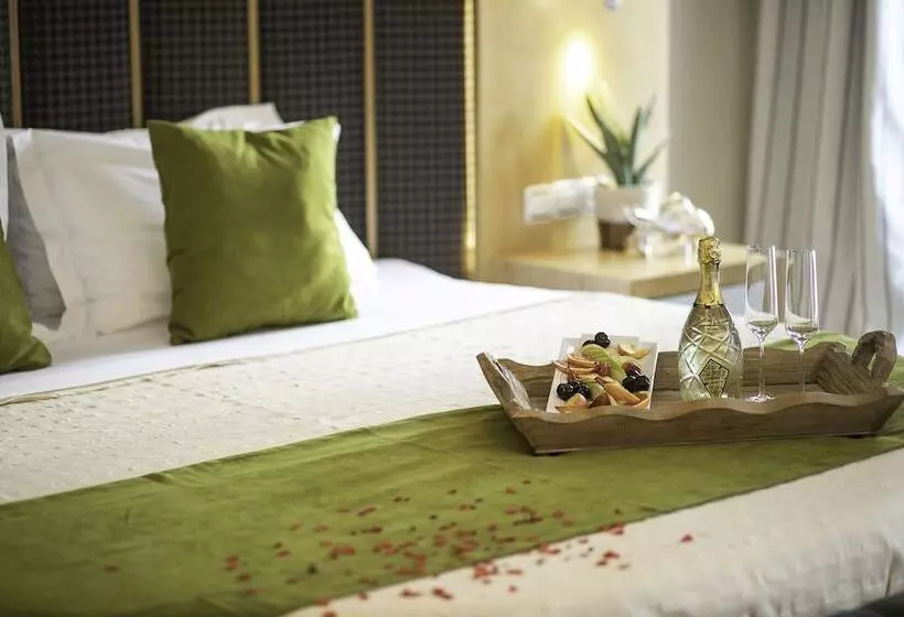سوییت جونیور, La Piscine Art Hotel, Philian Hotels And Resorts