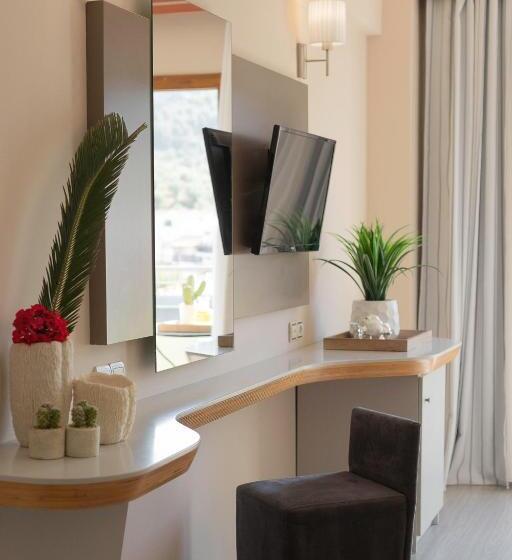 デラックスルーム, La Piscine Art Hotel, Philian Hotels And Resorts