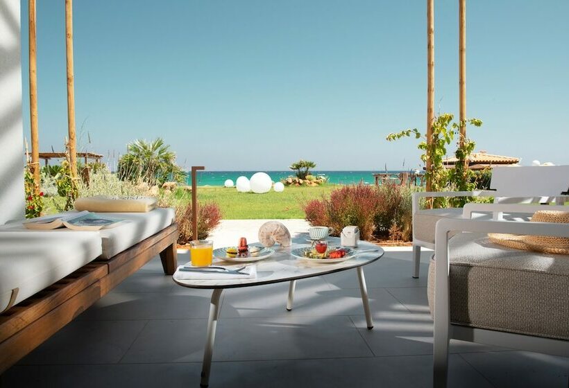 高级海景房, Mitsis Rinela