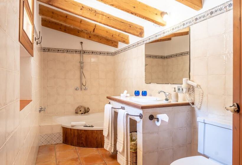 סוויטת ג'וניור, Son Borguny