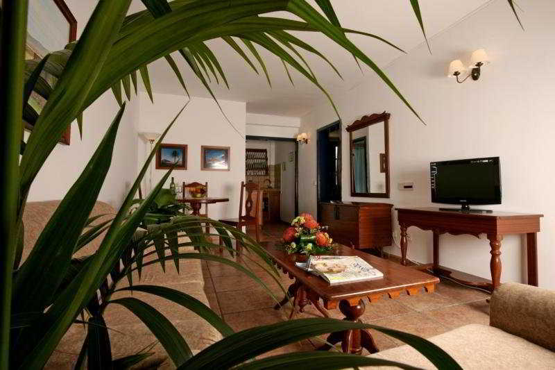 带2个卧室的公寓, Nazaret Mansion