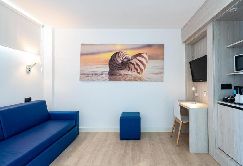 סוויטת ג'וניור, Thb Sa Coma Platja