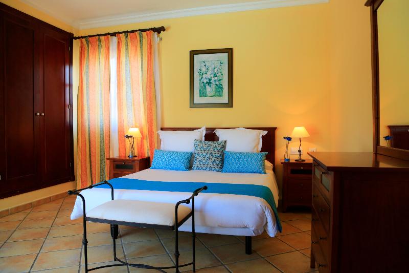 ツーベッドルーム　ヴィラ, Villas Brisas Del Mar