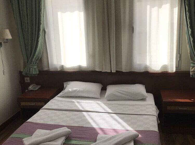 חדר סטנדרט, Aegean Park