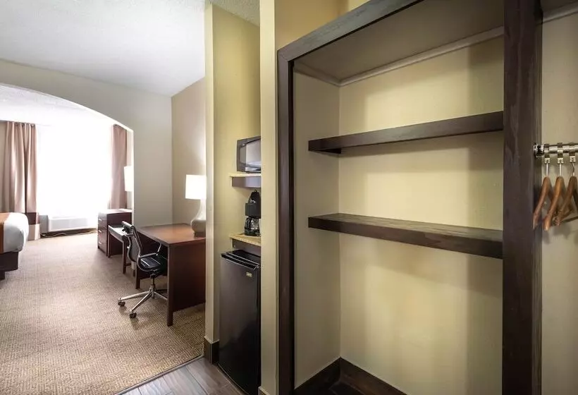 ２ダブルベッドのスタンダードルーム, Comfort Inn & Suites Love Field Dallas Market Center