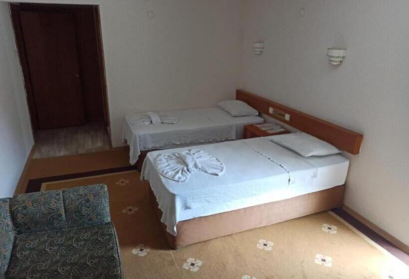 Номер Стандарт, Dias