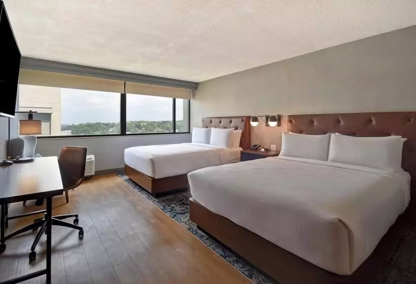 اتاق استاندارد با 2 تخت دوبل, Four Points By Sheraton Boston Newton