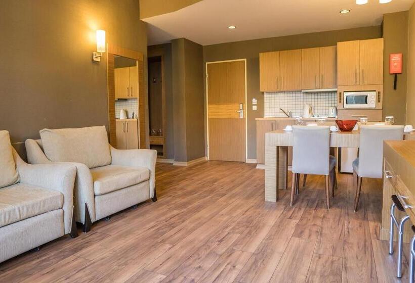 غرفة عائلية, Grand Cettia