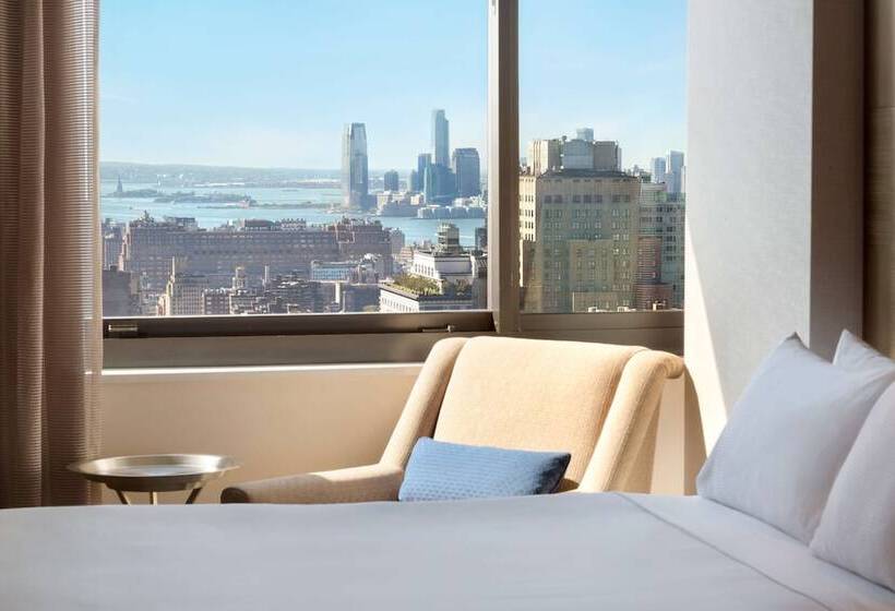 豪华房间, Hilton New York Times Square