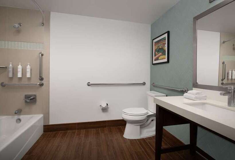 标准间, Hilton New York Times Square