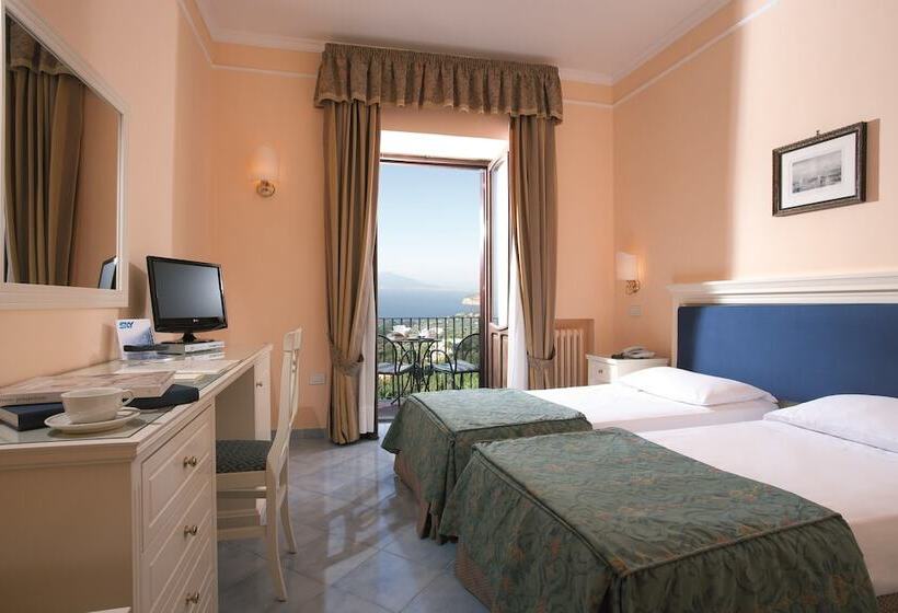 חדר דלוקס נוף לים, Jaccarino