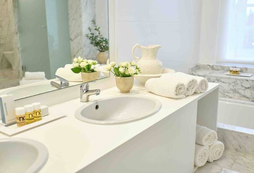 プールビュースイート, La Moraleja The Quiet Hotel   Adults Only