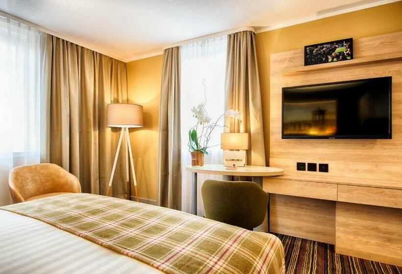 带大床的标准间, Leonardo Hotel Edinburgh Haymarket