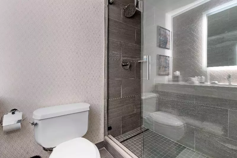 اتاق لوکس با تخت بزرگ, Omni Charlotte