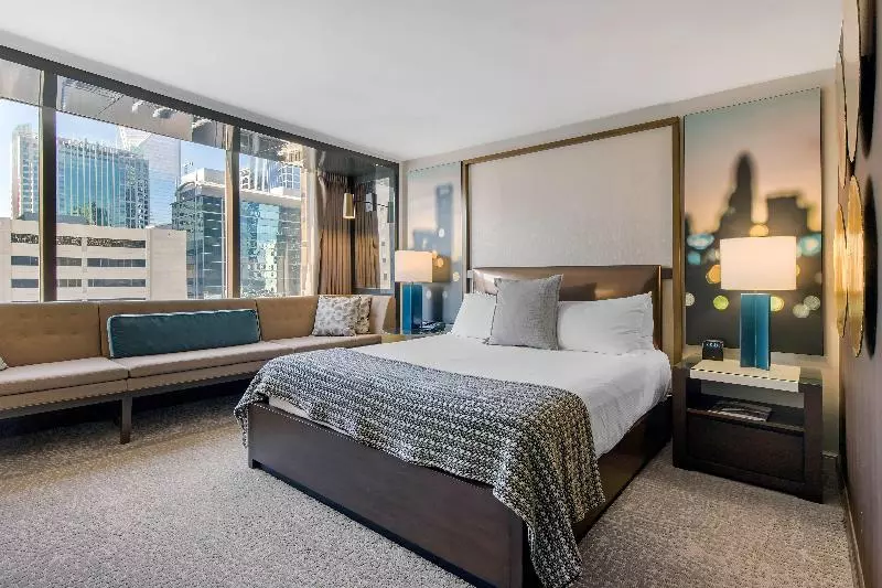 اتاق لوکس با تخت بزرگ, Omni Charlotte