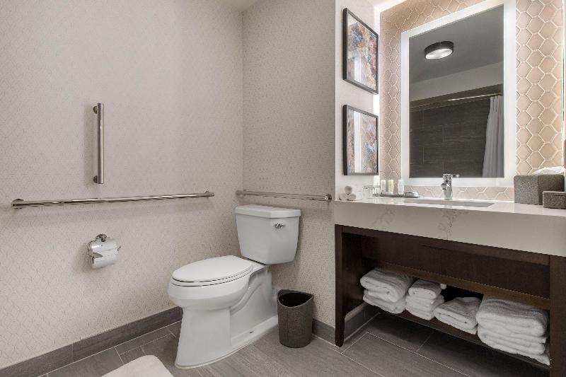 Habitación Deluxe, Omni Charlotte