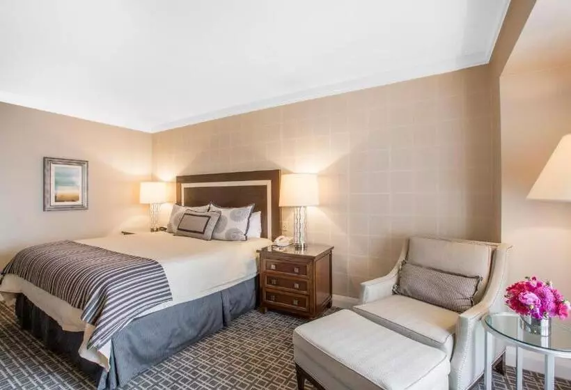 اتاق لوکس با تخت بزرگ, Omni Los Angeles