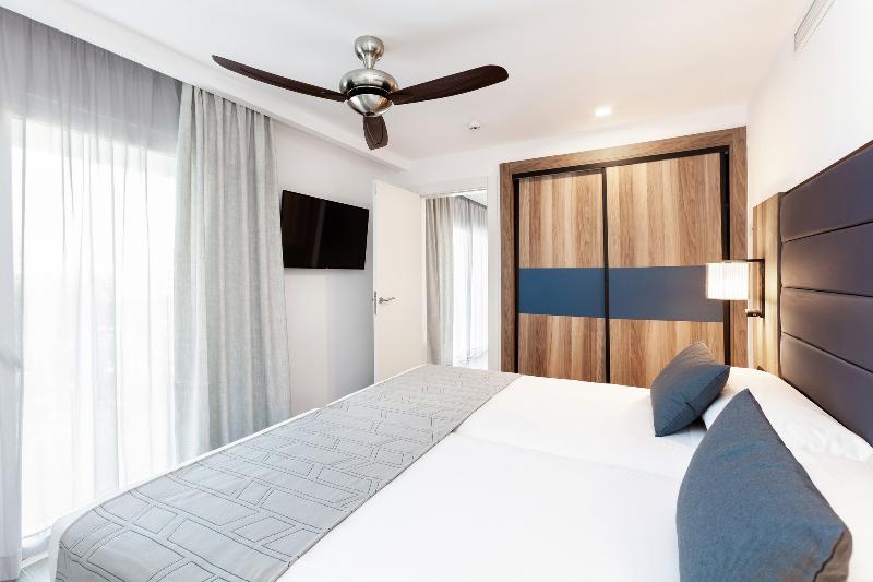 패밀리 룸, Hotel Riu Palace Oasis