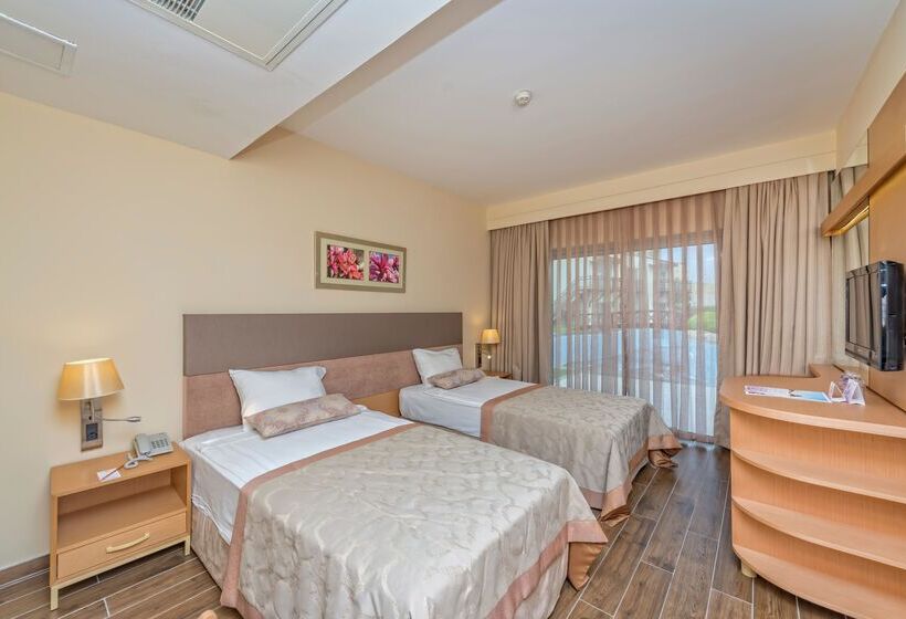 스탠다드 룸 1층, Selectum Family Resort Side