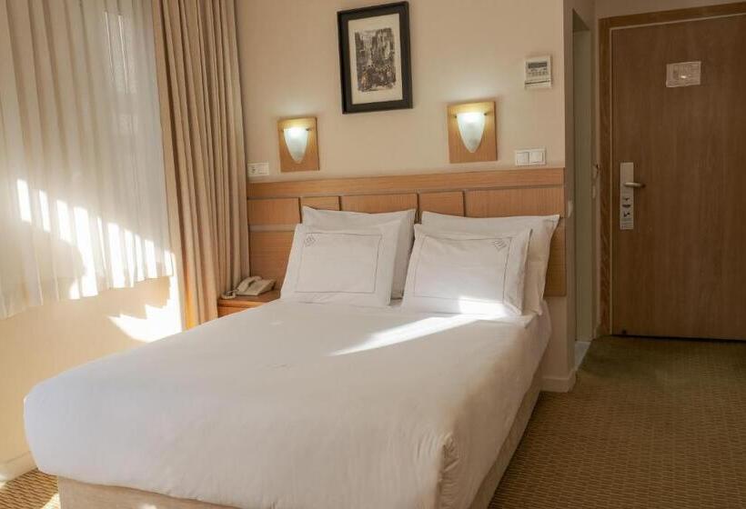 اتاق استاندارد, Sude Konak