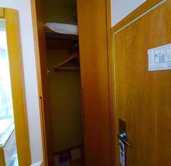 اتاق استاندارد سه نفره, Sude Konak