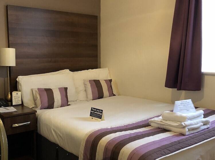 标准间, The Edgbaston Palace