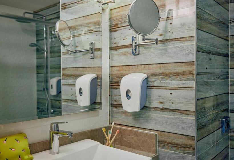 패밀리 룸, Tui Magic Life Masmavi