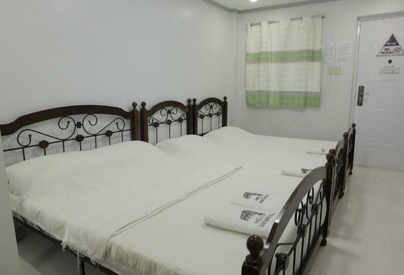 패밀리 룸, Reddoorz At Guimod Transient House Ilocos Sur