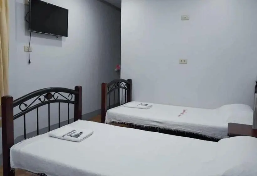 Deluxe-huone, Reddoorz At Guimod Transient House Ilocos Sur