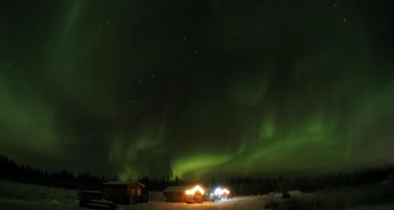 منزل غرفة نوم واحدة, Alaska Log Cabins On The Pond