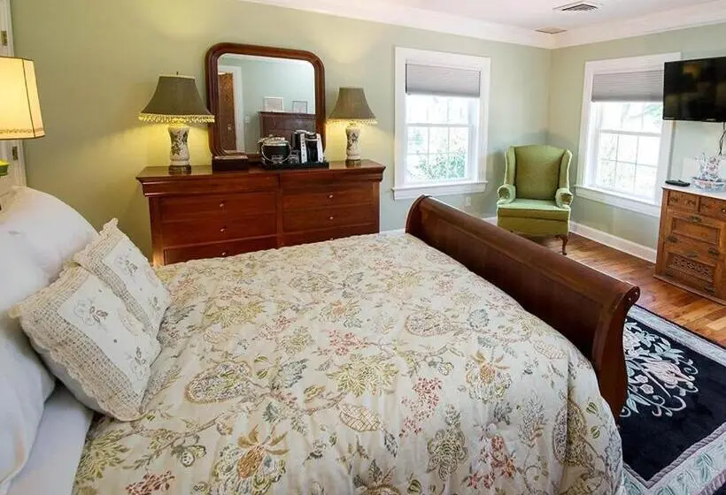 デラックスルーム, Kingsbay Mansion And Vacation Rental Houses