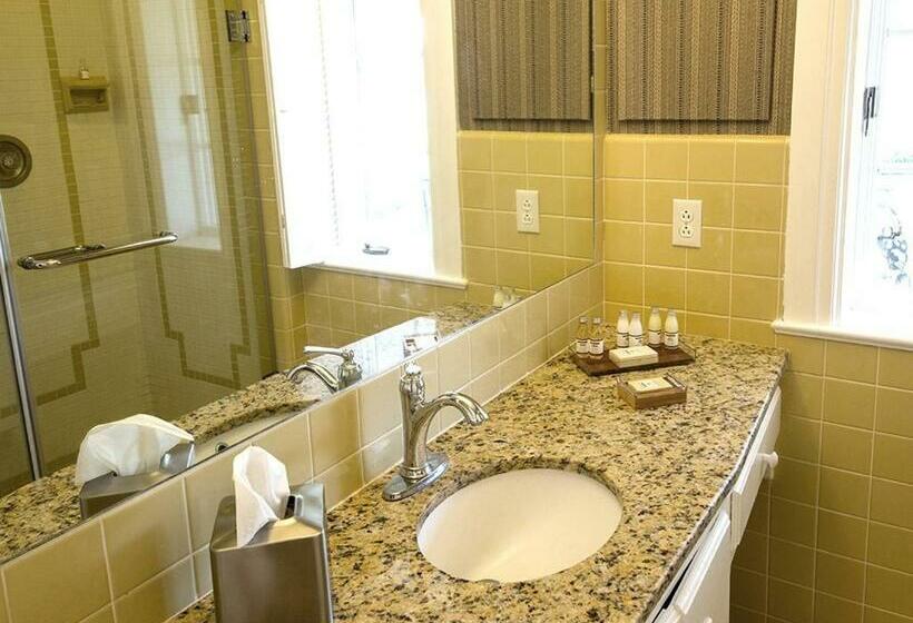 חדר דחוקס עם מיטת קינג, Kingsbay Mansion And Vacation Rental Houses