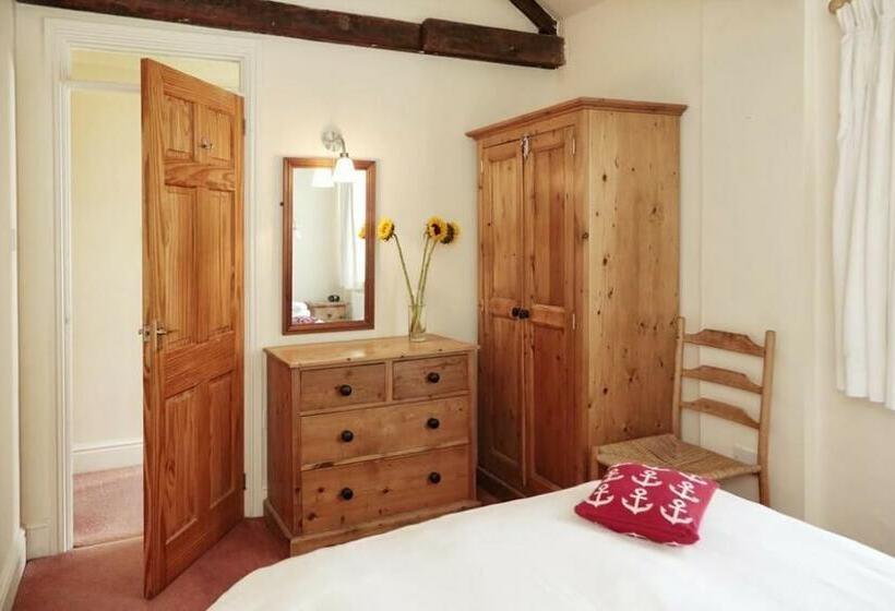 בית, 3 חדרי שינה, Green Door Rashleigh