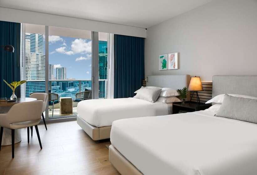 غرفة بريميوم مطلة على المدينة, Kimpton Epic.29 Miami