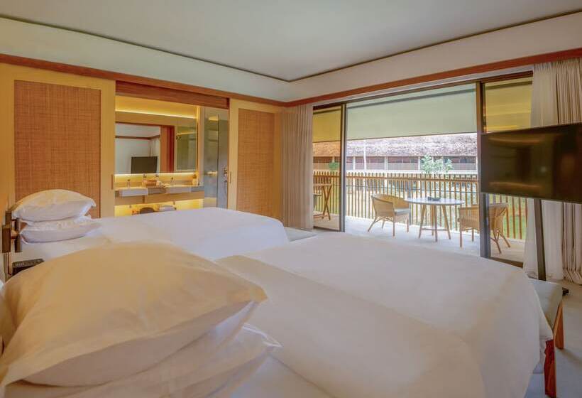 חדר סטנדרט עם מרפסת ונוף לגינה, Sheraton Belitung Resort