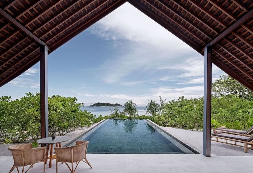 Номер Стандарт Двуспальная Кровать Вид на Море, Sheraton Belitung Resort