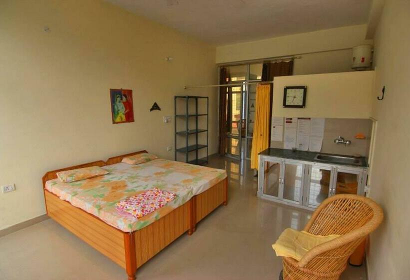 اتاق استاندارد, Devi Music Ashram