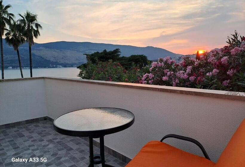 آپارتمان 1 خوابه, Guest House Topla