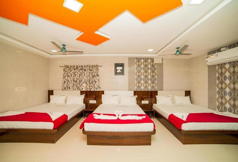 ファミリージュニアスイート, Akash Residency