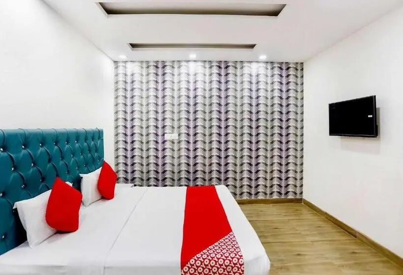 اتاق استاندارد, Fabhotel The Crystal Palace
