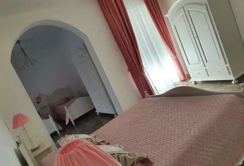 Standard Neljän Hengen Huone, L'attico B&b